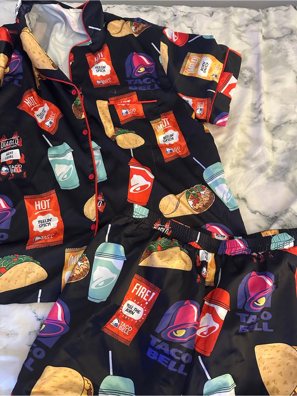 Taco Bell Black Graphic Short Pajama Set